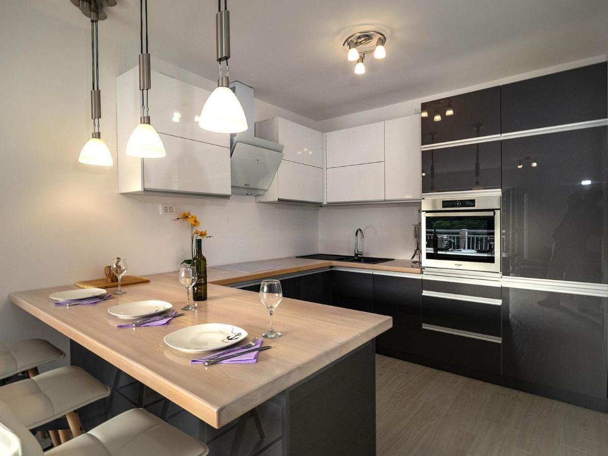Apartments Snjezana Povlja  Zewnętrze zdjęcie