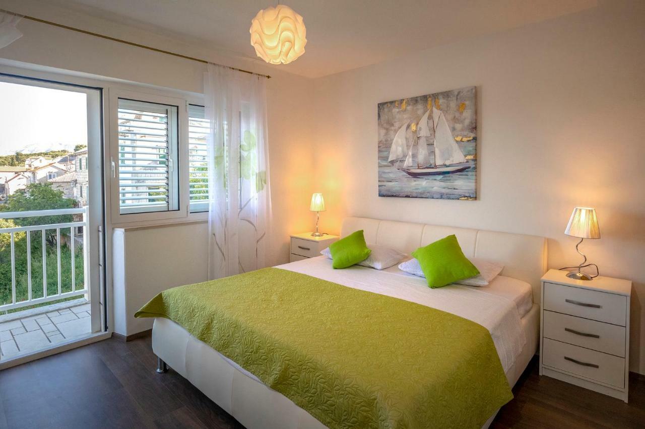 Apartments Snjezana Povlja  Zewnętrze zdjęcie